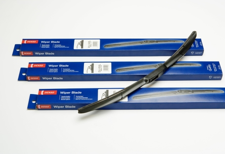 Hybrid wiper blades product packaging