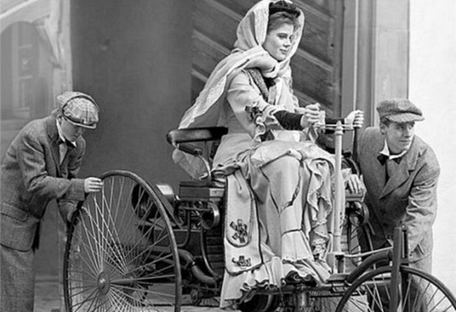 Bertha benz film 700x519