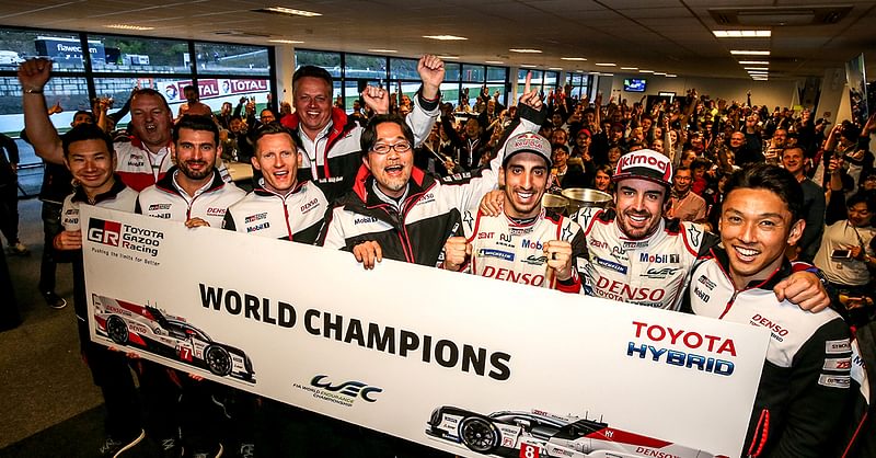 イクソ トランスポーター 2019 \"TOYOTA GAZOO Racing\" m44855539162_1.jpg?1629526447