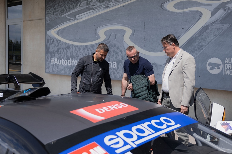 Autodromo Modena DENSO 016