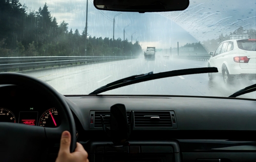 Hybrid WB on windshield