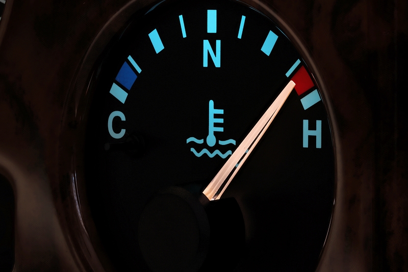 Thermostats article shutterstock 2152847229