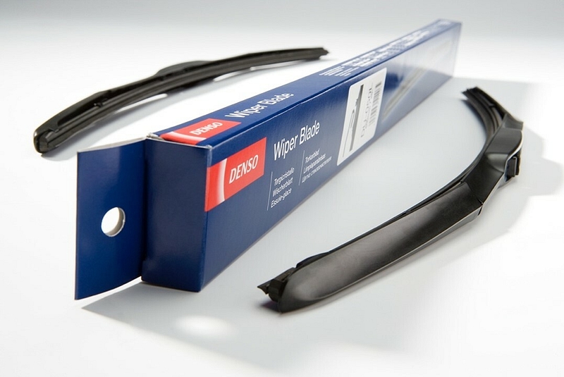 Hybrid Wipers with packaging